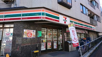 セブンイレブン 北区東十条駅前店の画像