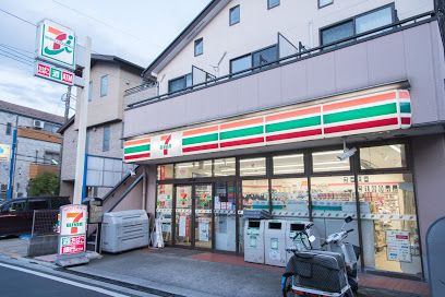 セブンイレブン 世田谷松原5丁目店の画像