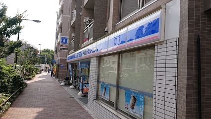 ローソン・スリーエフ 中野弥生町店の画像