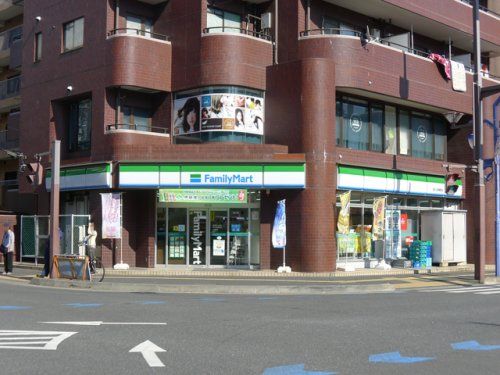 ファミリーマート 西川口陸橋西店の画像