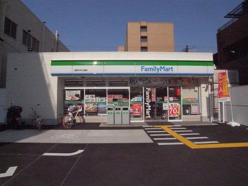 ファミリーマート 波除中央大通店の画像