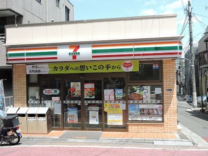 セブンイレブン 北区滝野川2丁目店の画像