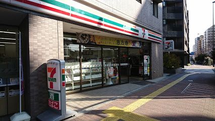 セブンイレブン 文京小石川4丁目店の画像