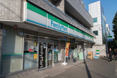 ファミリーマート 目黒柿の木坂店の画像