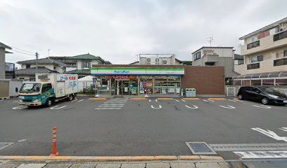 ファミリーマート 市川新井一丁目店の画像