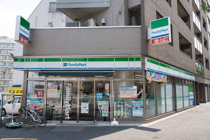 ファミリーマート 大塚空蝉橋店の画像