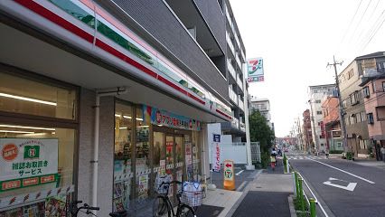 セブンイレブン 板橋徳丸1丁目店の画像