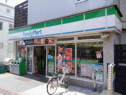 ファミリーマート 大田大森東二丁目店の画像