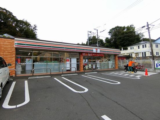 セブンイレブン　横浜境木町店の画像