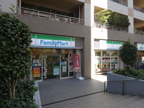 ファミリーマート 溝口一丁目店の画像