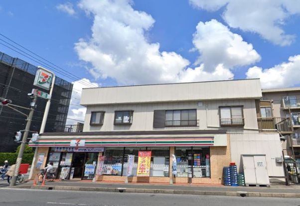 セブンイレブン 市川本塩店の画像