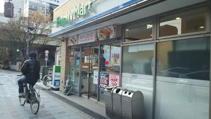 ファミリーマート 内本町西店の画像