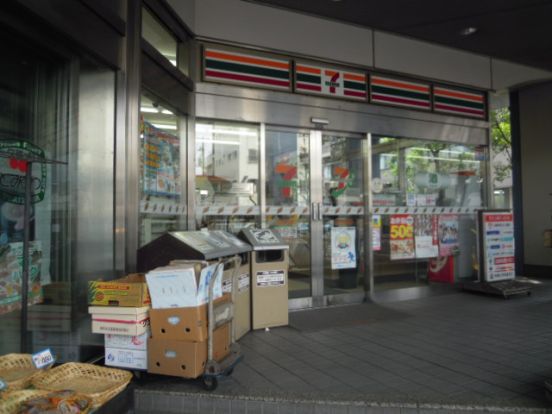 セブンイレブン・新高円寺駅前店の画像