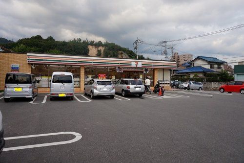 セブン-イレブン 広島緑井３丁目店の画像