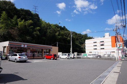 セブン-イレブン 広島大町西店の画像