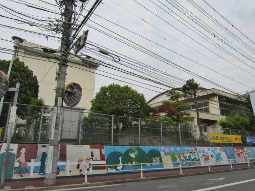 広島市立中野東小学校の画像