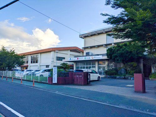 静岡市立大里西小学校の画像