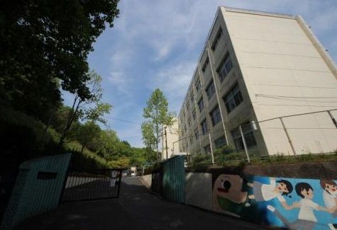 広島市立伴中学校の画像