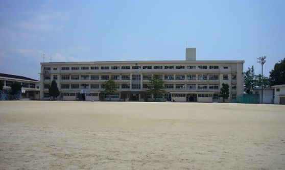 広島市立祇園中学校の画像