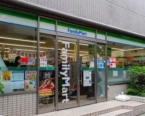 ファミリーマート 一番町店の画像