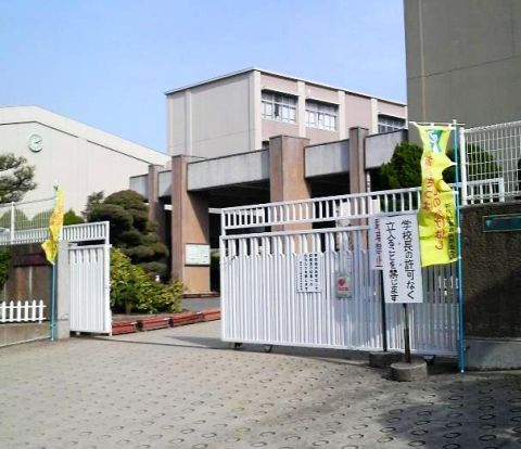 神戸市立星和台中学校の画像