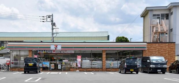 セブンイレブン 古河けやき平店の画像