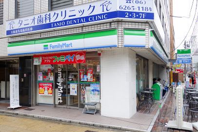 ファミリーマート 長堀橋駅北店の画像