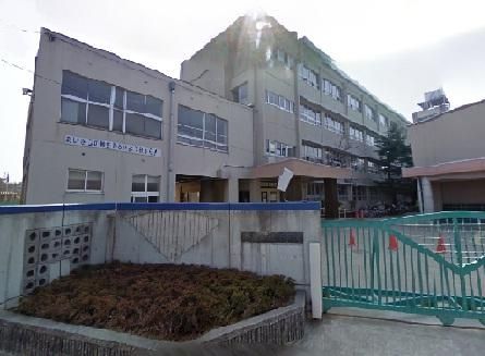 堺市立 榎小学校の画像