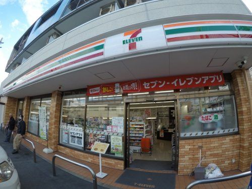 セブンイレブン 南吹田3丁目店の画像