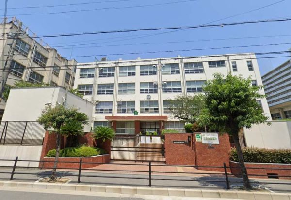 大阪市立新東三国小学校の画像