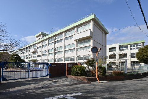 川西市立久代小学校の画像