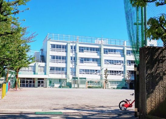 目黒区立原町小学校の画像