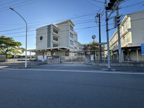 静岡市立西奈小学校の画像