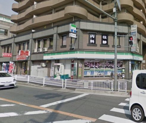 ファミリーマート 国分駅西口店の画像