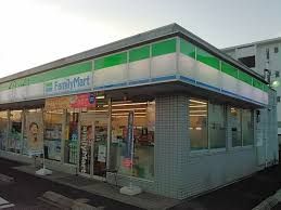 ファミリーマート 新狭山店の画像