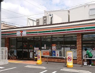 セブンイレブン 大阪橘1丁目店の画像