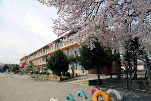 入間市立扇小学校の画像