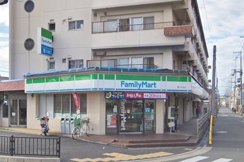 ファミリーマート 豊中千成店の画像