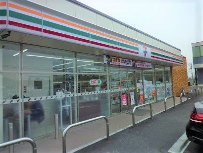 セブンイレブン 堺小阪西店の画像