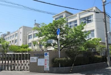 高槻市立五領小学校の画像