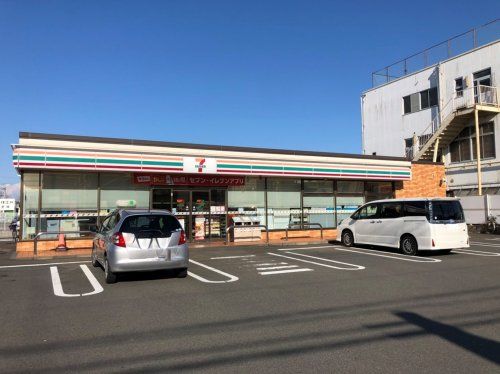 セブンイレブン 静岡豊田3丁目店の画像