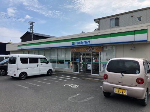 ファミリーマート 静岡高松二丁目店の画像