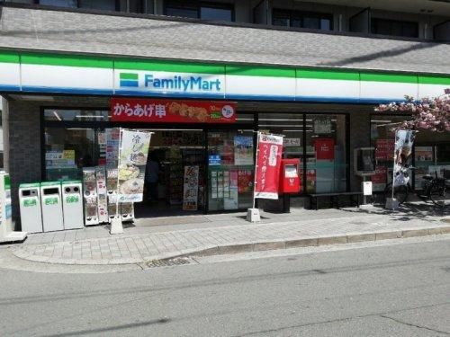 ファミリーマート大東野崎店の画像