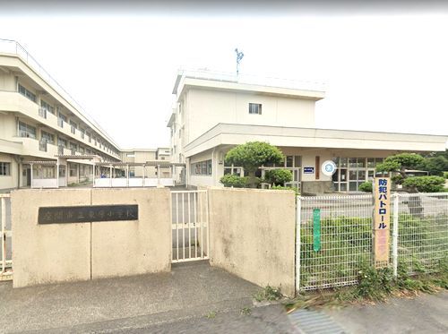 座間市立東原小学校の画像