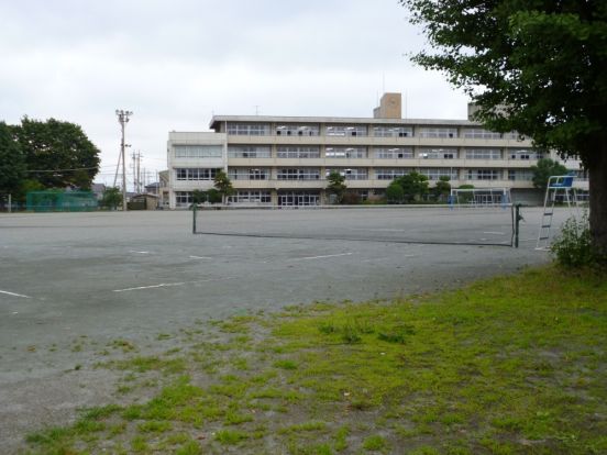 新町中学校の画像