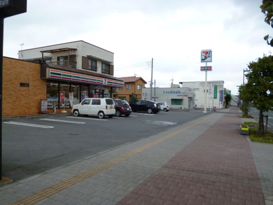 セブンイレブン新町店の画像