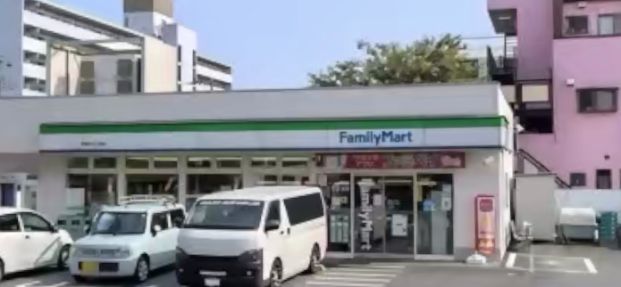 ファミリーマート 新松戸六丁目店の画像