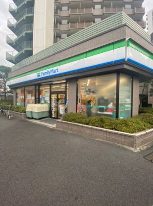 ファミリーマート 東品川店の画像