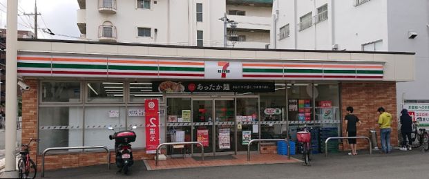 セブンイレブン大阪南住吉1丁目店の画像