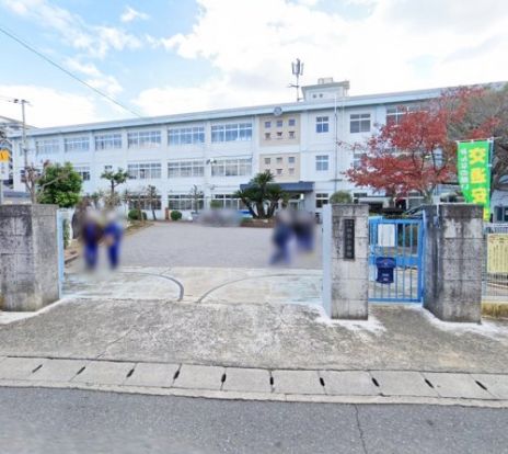 姫路市立的形小学校の画像